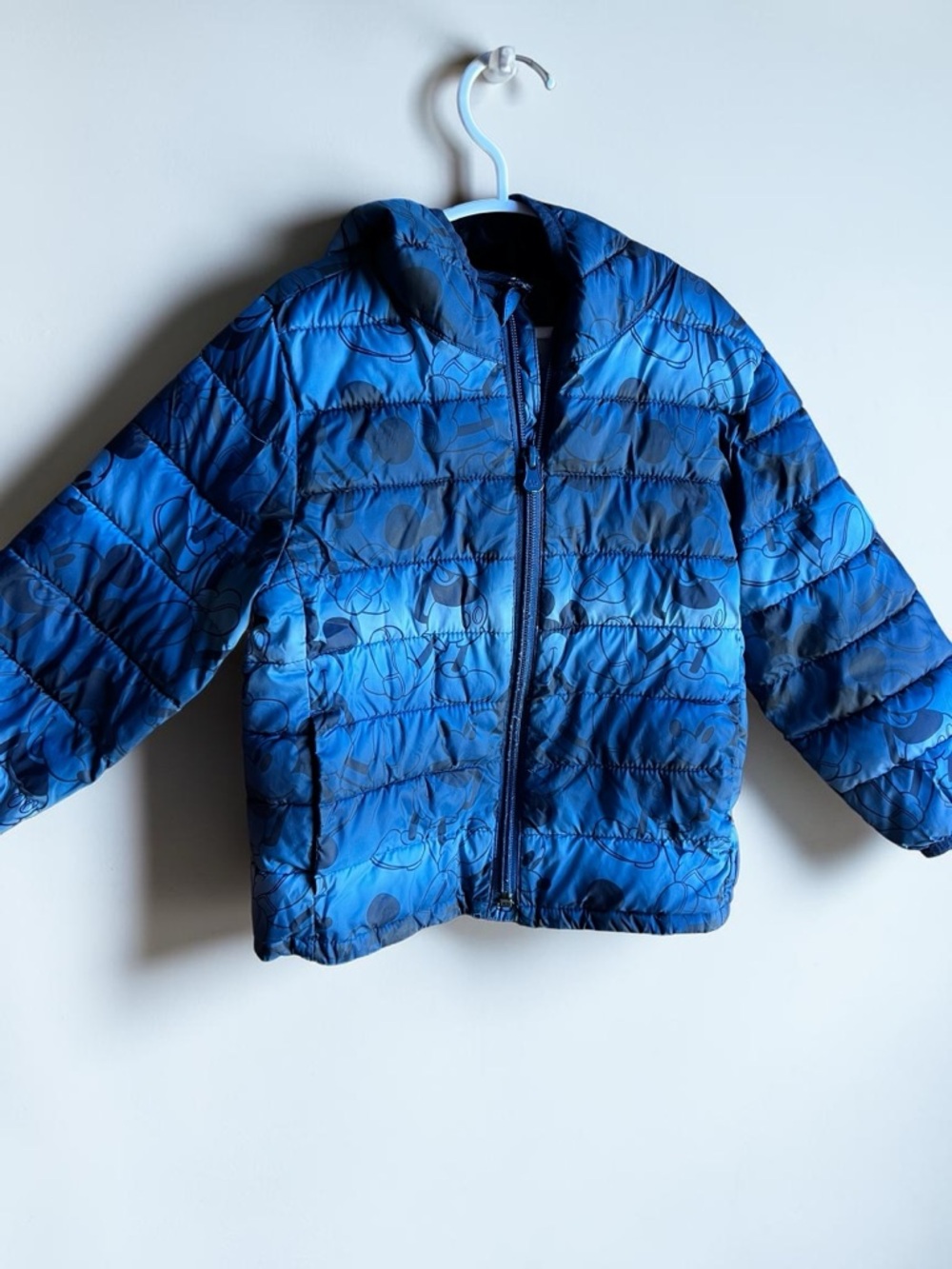 GAP Disney Kids Mickey Blue Water Resistant Lightweight 3T Puffer Jacket - Picture 2 of 5